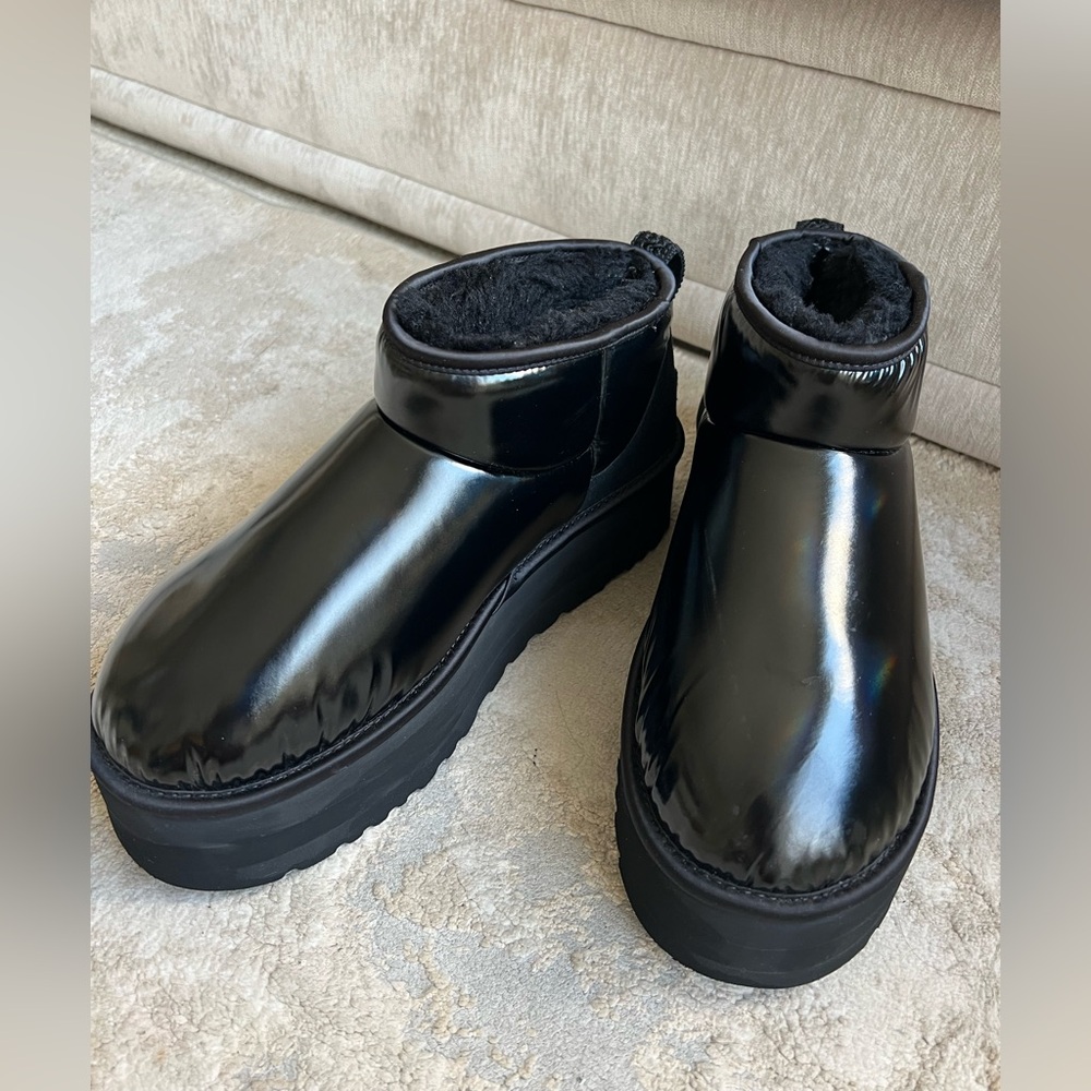 UGG Ultra Mini Platform Hi Shine Boot